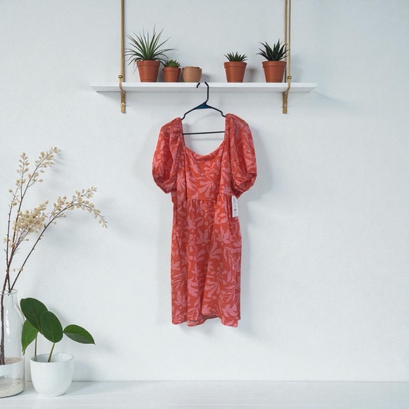 Time and Tru Dresses & Skirts - Coral Floral Puff sleeve Dress With Tie Back (never worn)